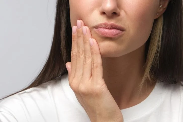 Bruxismo: reducción del dolor mandibular y de cabeza con toxina botulínica