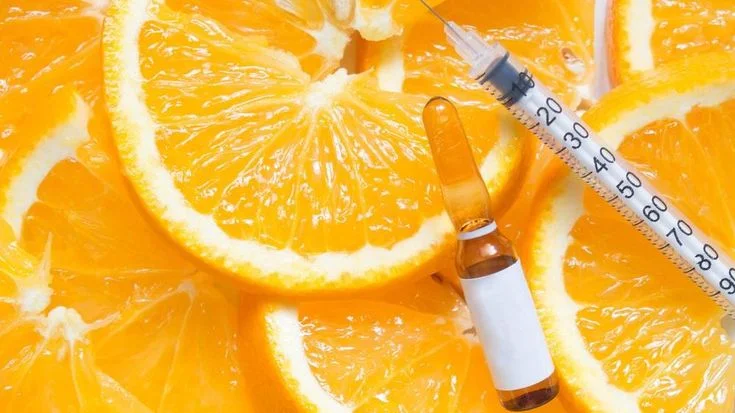 Vitamina C endovenosa: el tratamiento que refuerza tu sistema inmune y revitaliza tu piel desde dentro